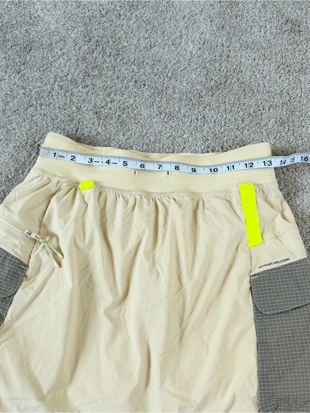 Lululemon Women’s Multi-Pocket Cargo High-Rise Hiking Skirt Skort in Prosecco 6